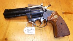 Revolver Colt Mod. Diamondback – canon 4″ – cal. .22 LR.