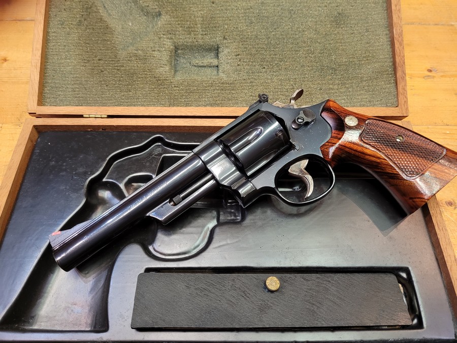 Revolver S. & Wesson